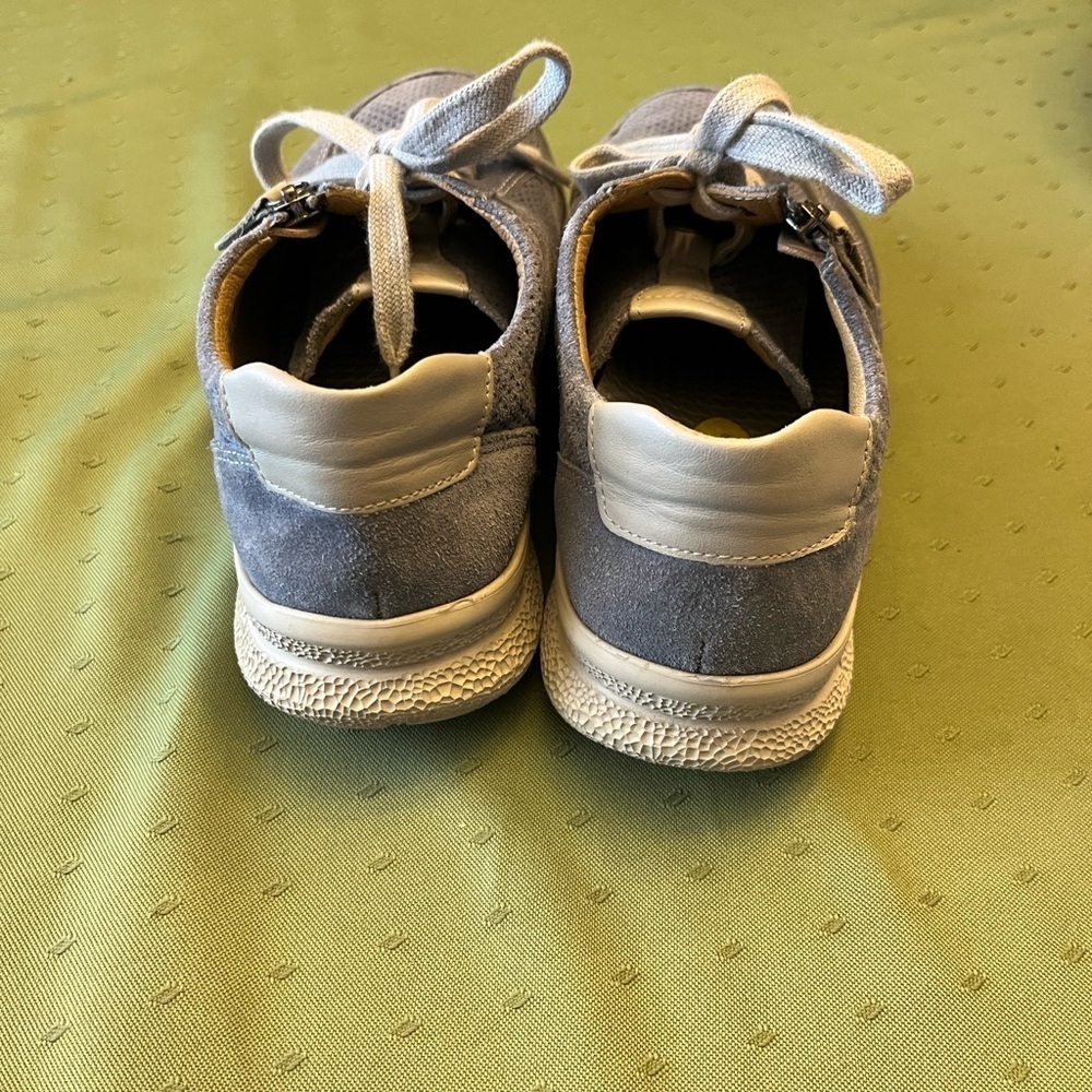 AUSTRALIAN Women's Gray Sneakers size 37 - Picture 2 of 7